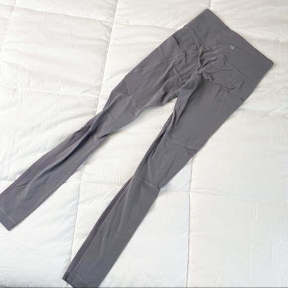 Athleta Meshblock Salutation Tight in Silver Bells - Picture 4 of 8